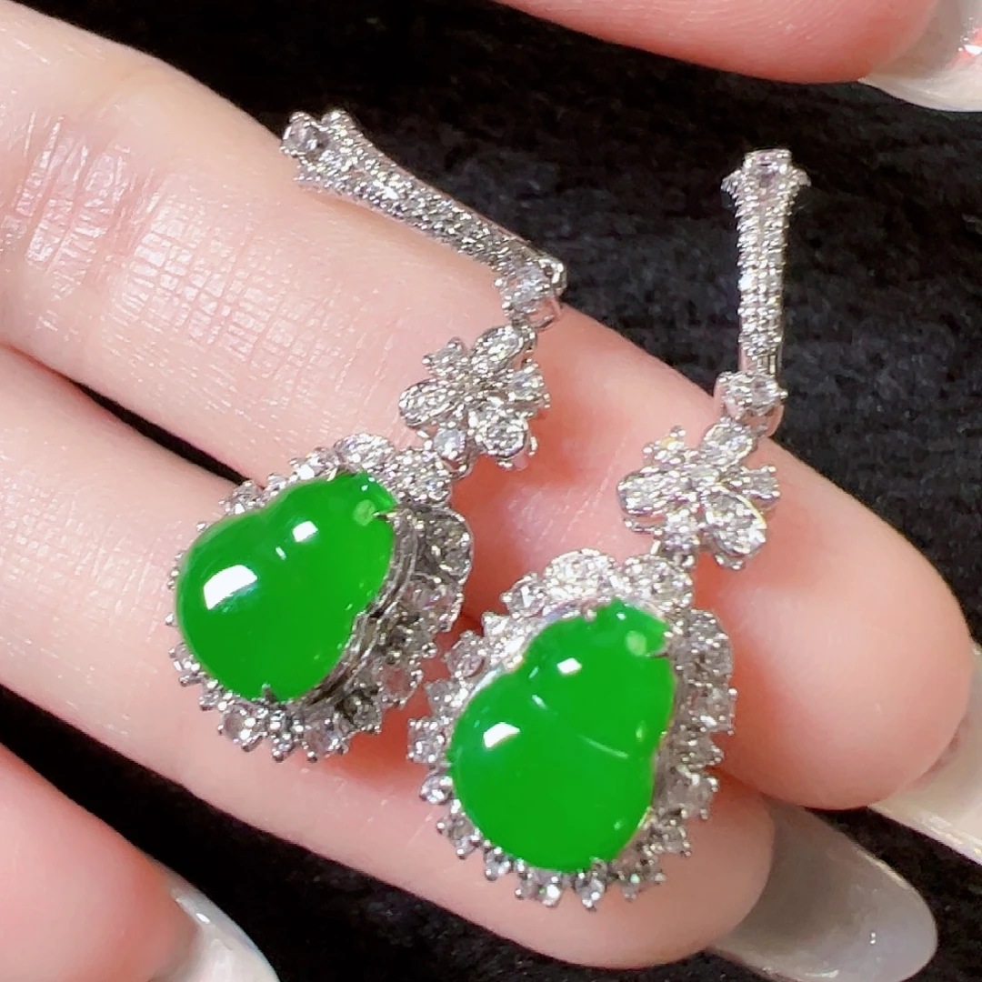 翡翠18K金镶嵌耳饰签收后24小时鉴赏期，过时不退