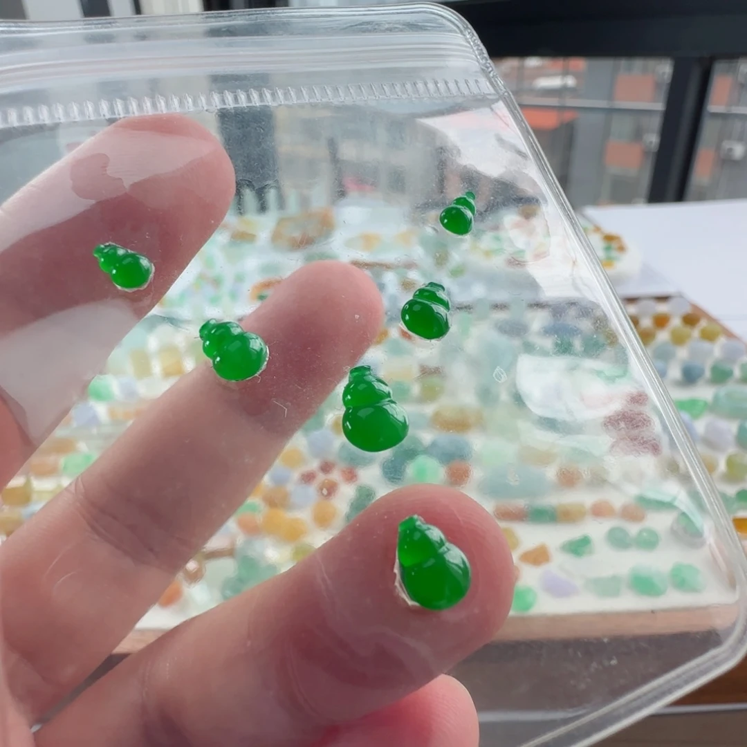 未镶嵌定制翡翠菲*定制翡翠毛货不退不换