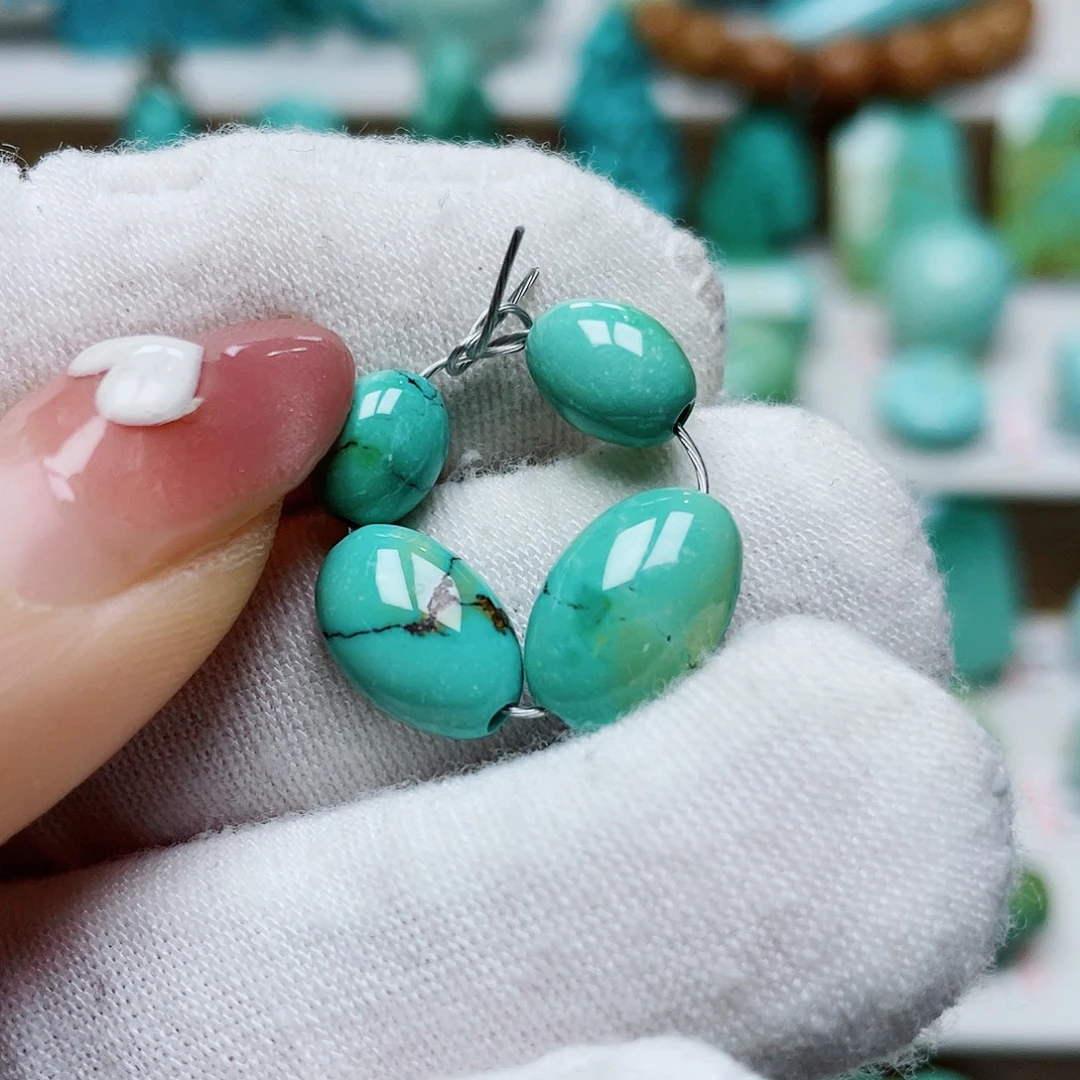 绿松石未镶嵌挂件