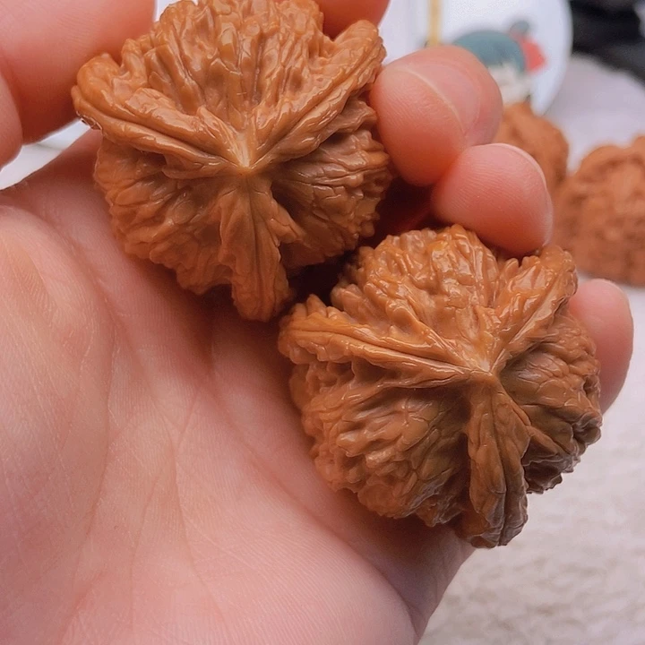 吊坠文玩核桃5*生三棱
