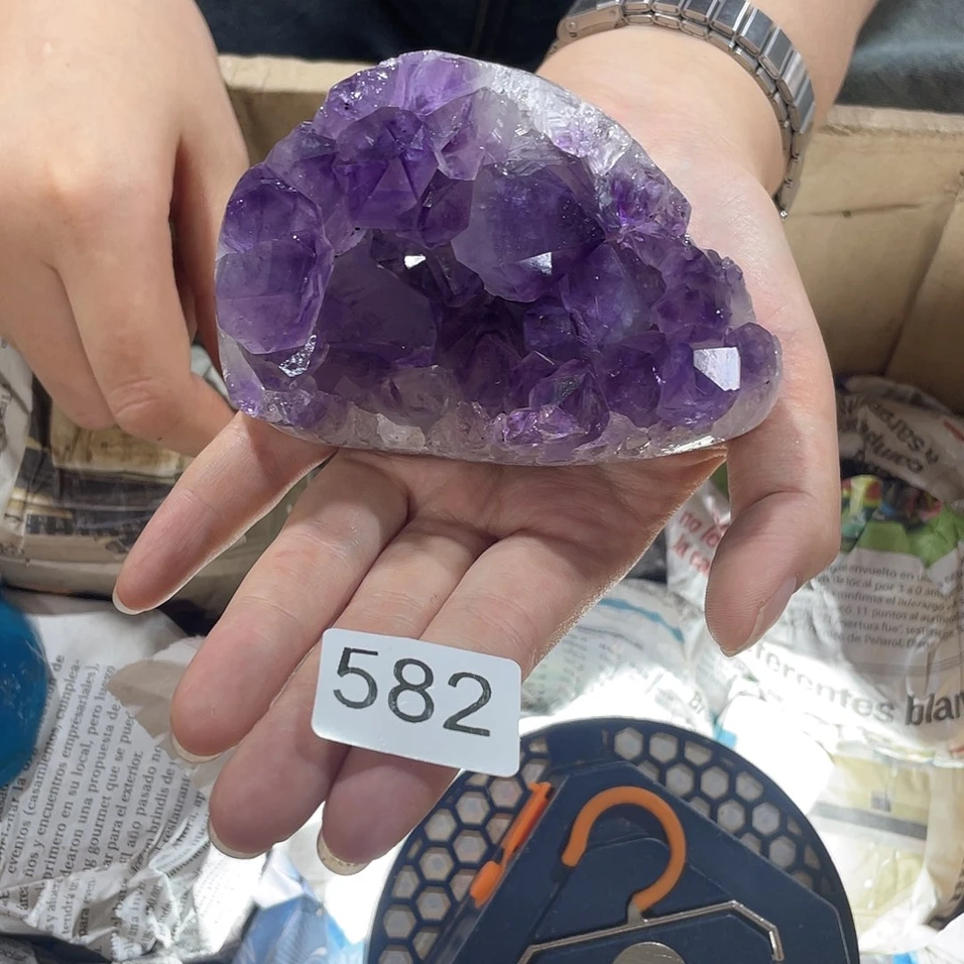 未镶嵌珠宝半成品水晶