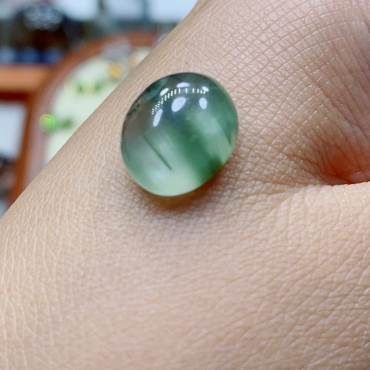 未镶嵌颈饰水晶水晶