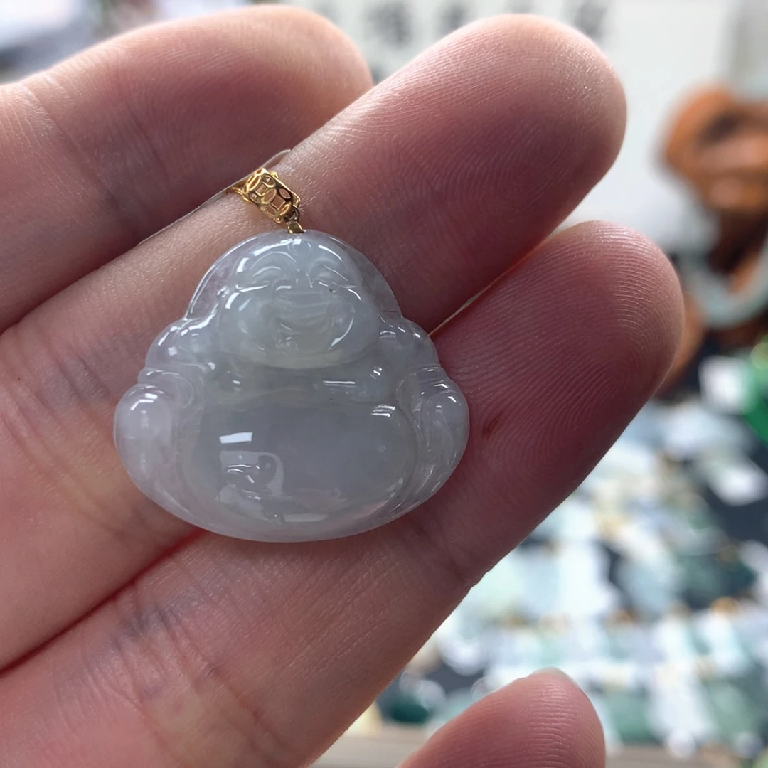 颈饰18K金镶嵌翡翠时**水