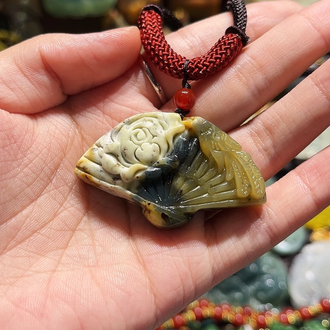 未镶嵌岫玉毛衣链