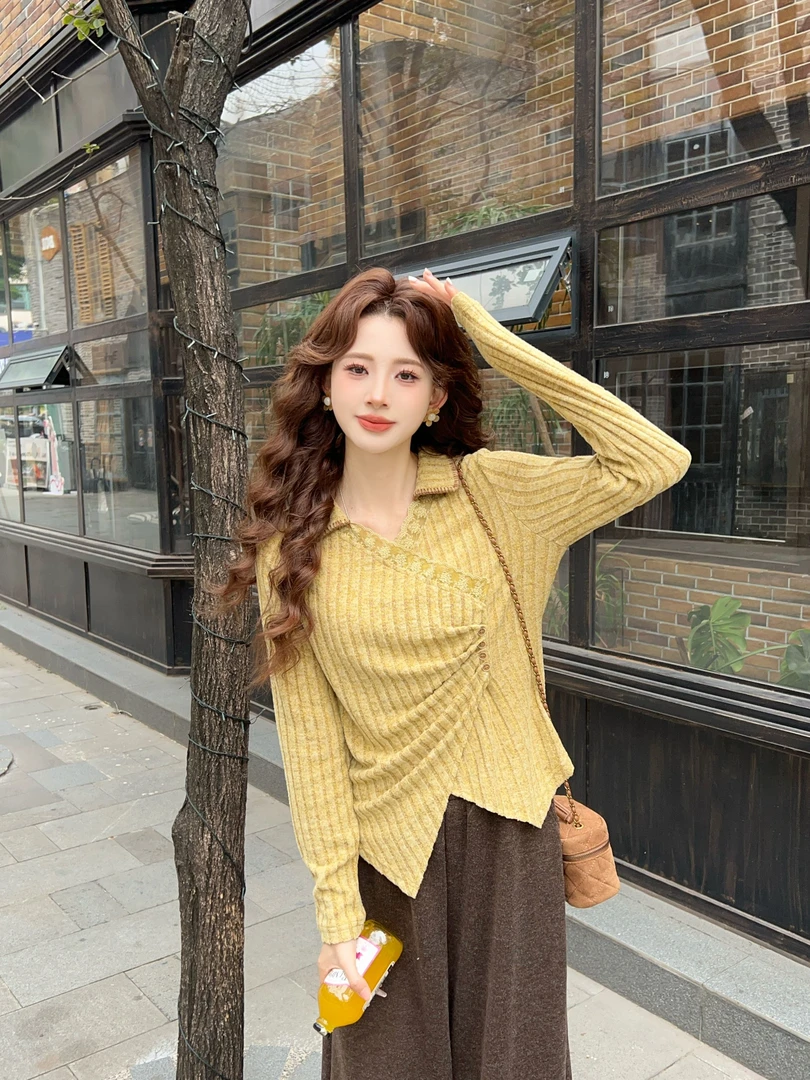 温舒敏【秋千院落】港风复古花边针织百搭长袖内搭上衣MJ1689461