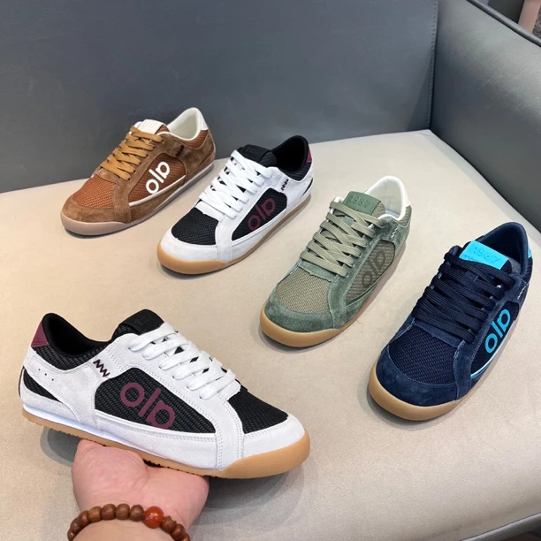 2025新款低帮系带拼色透气防滑软底休闲鞋潮流时尚百搭轻奢男鞋