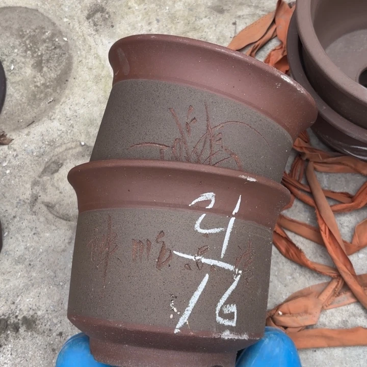 紫砂花盆紫砂的花