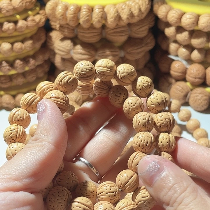 白***予桃核吊坠桃核手串野生。 49