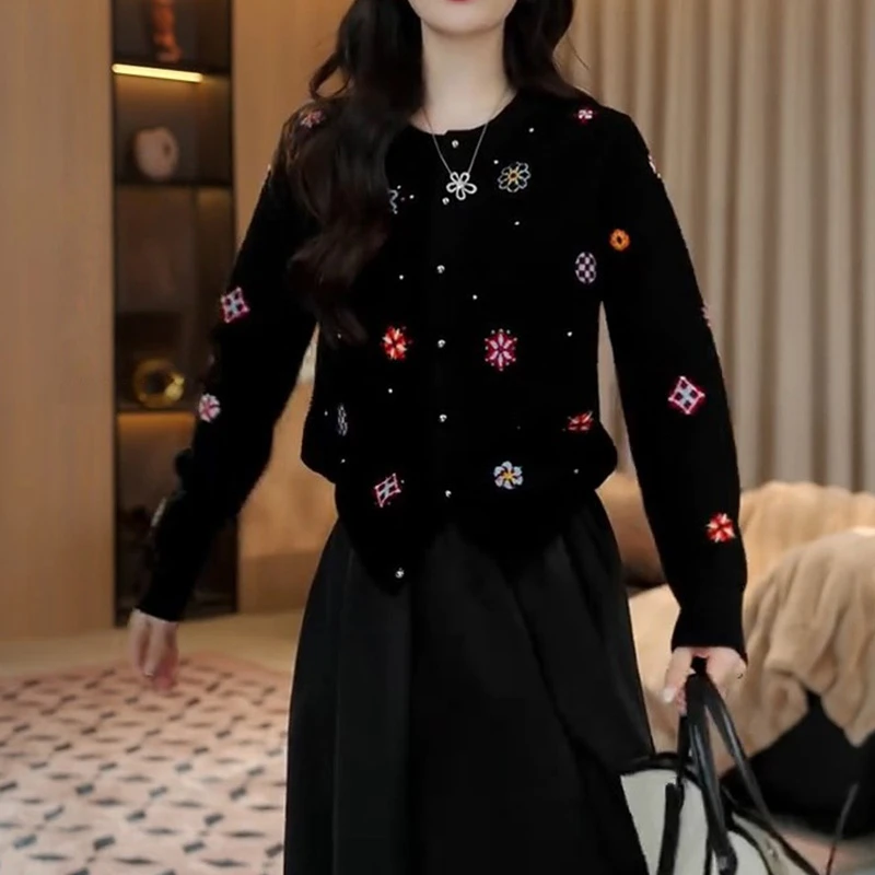 洋气韩系碎花针织衫2025新款减龄显瘦独特漂亮女装休闲风潮流上衣