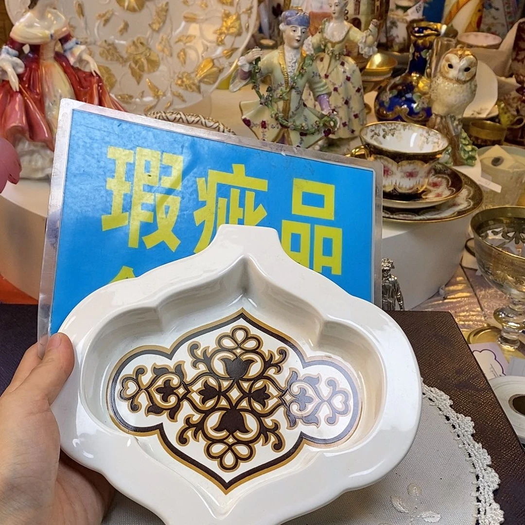 瓷片咖啡杯水晶杯摆件