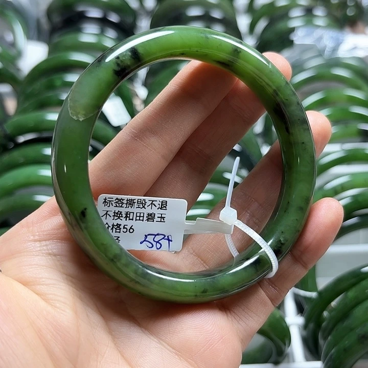 和田玉（碧玉）未镶嵌手镯细条58有瑕