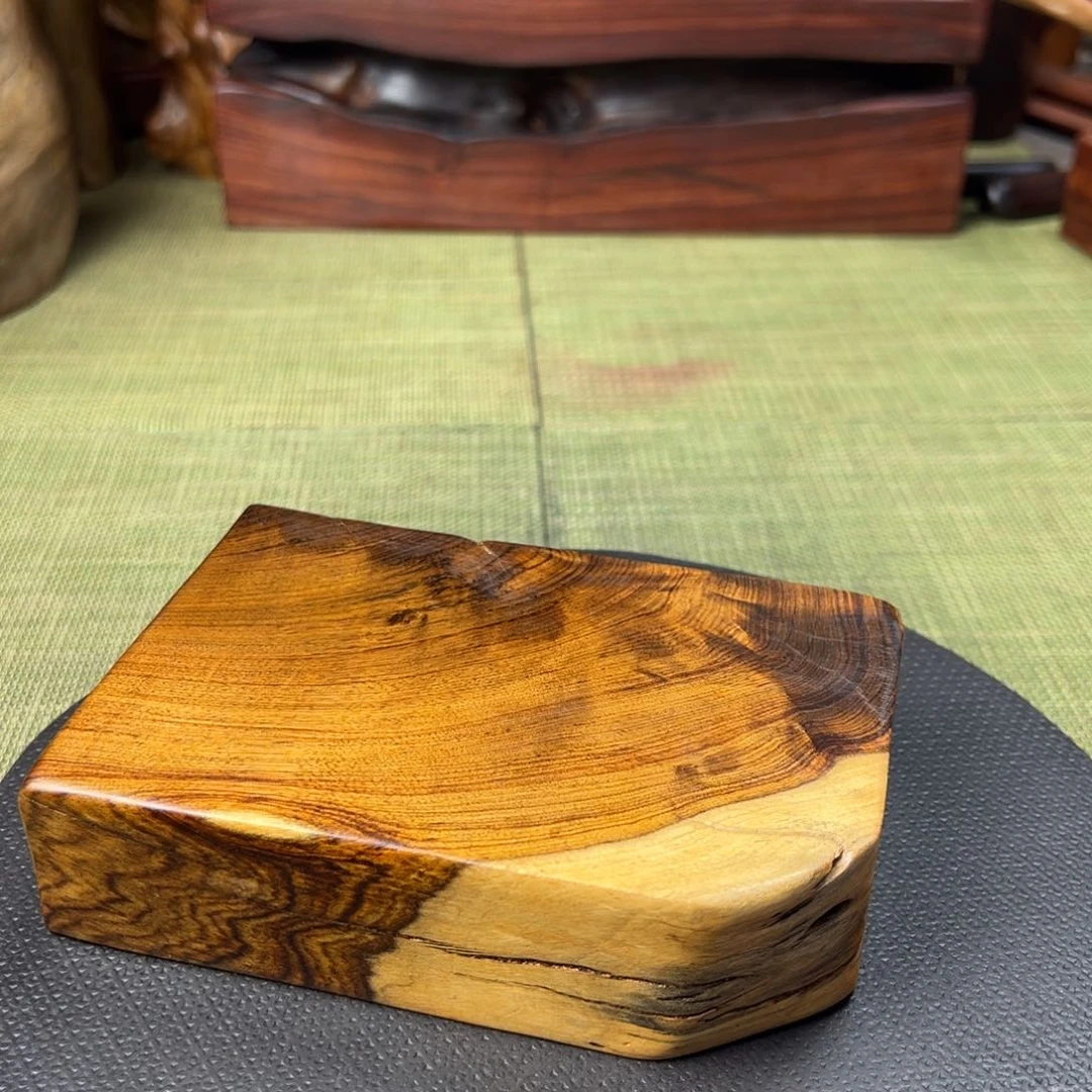 大果紫檀（缅甸花梨）珑****）