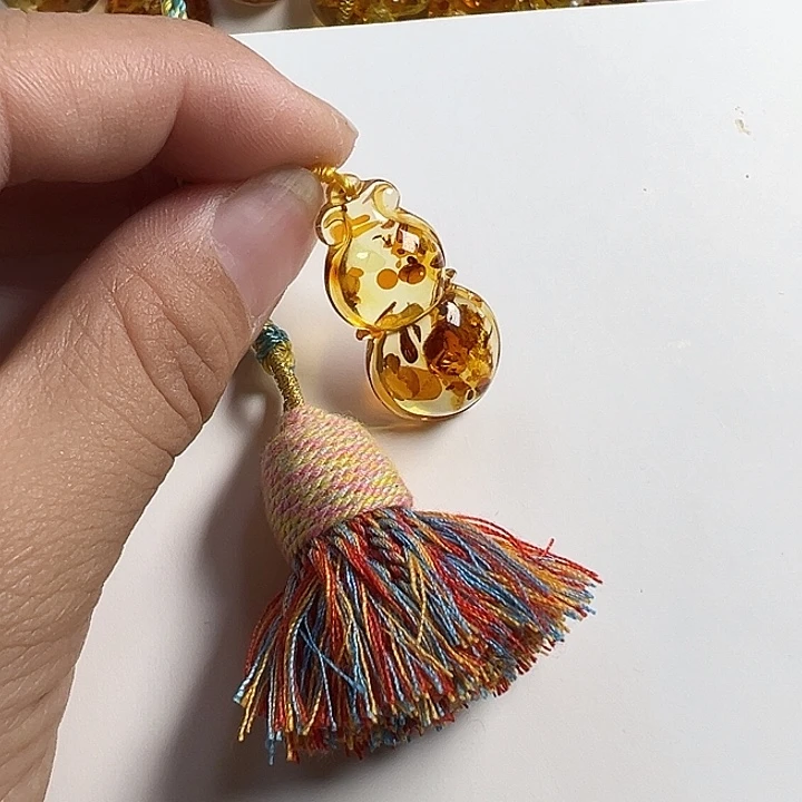 未镶嵌项圈琥珀（花珀）