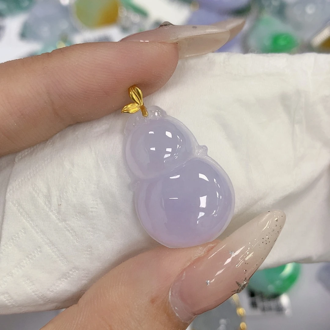 【闪购商品】颈饰18K金镶嵌翡翠