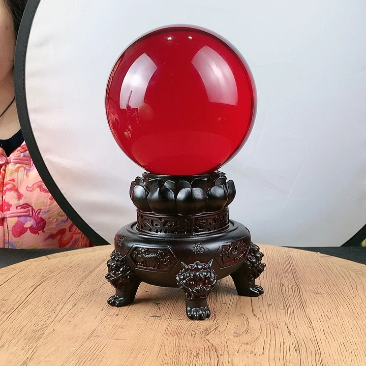 石材红水晶球直径15带高档底座