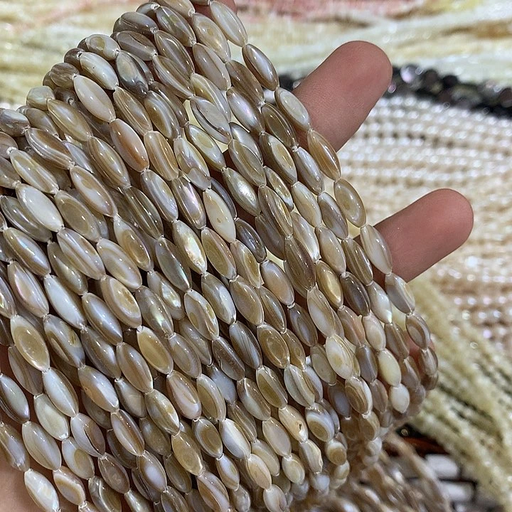 2条天然企鹅贝贝米珠