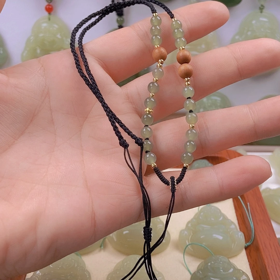 和田玉未镶嵌颈饰缘**生