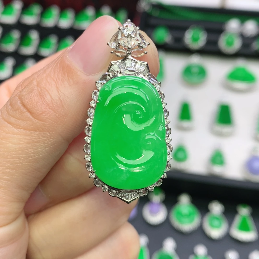 翡翠18K金镶嵌吊坠(不含链)