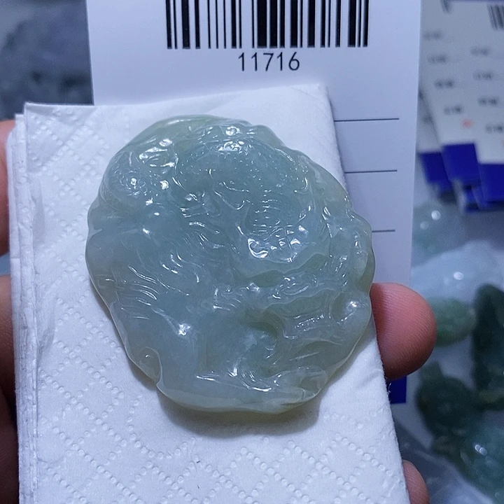 翡翠未镶嵌颈饰天光墟翡翠市场现金代购