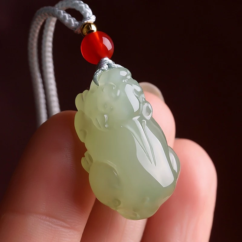 和田玉貔貅吊坠玉石貔貅玉佩冰晴水男女款项链挂件招财皮休玉坠件
