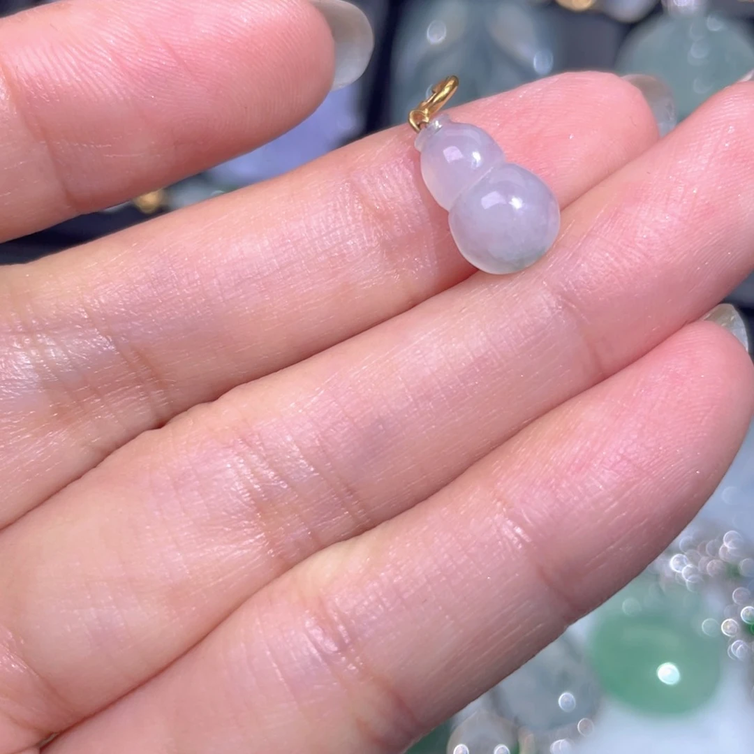 颈饰18K金镶嵌翡翠翡翠