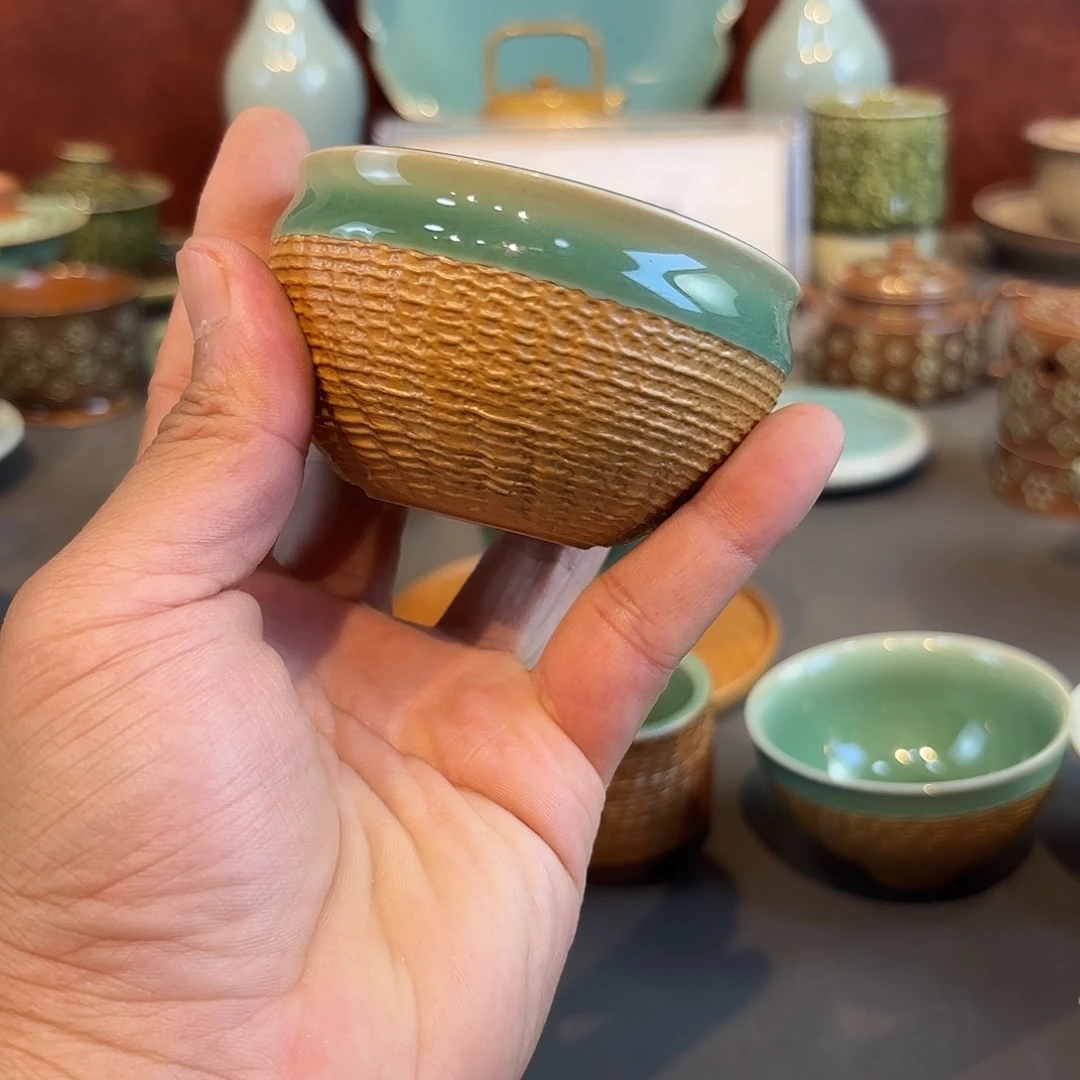 瓷片龙泉青瓷龙泉青瓷