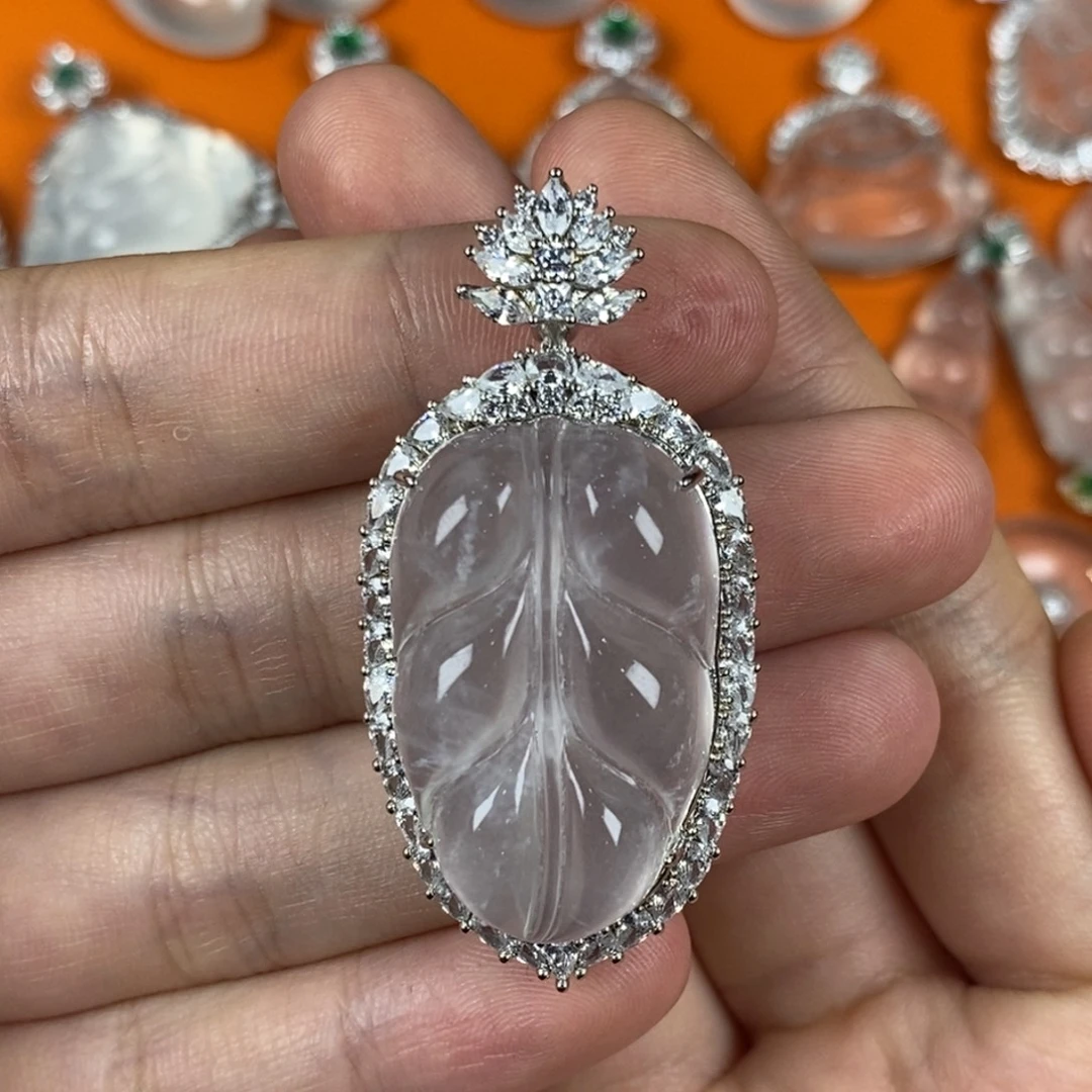 合金吊坠石英质玉