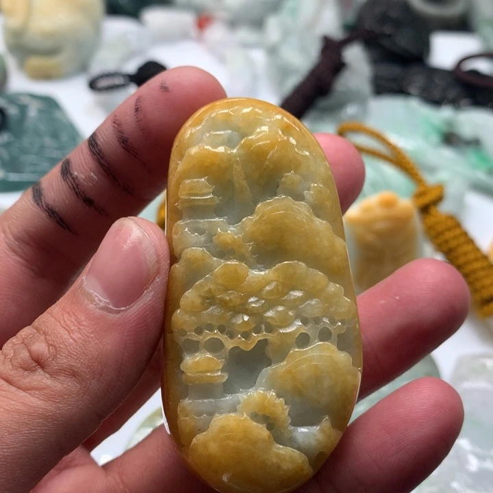 翡翠未镶嵌颈饰保真天然a货翡翠