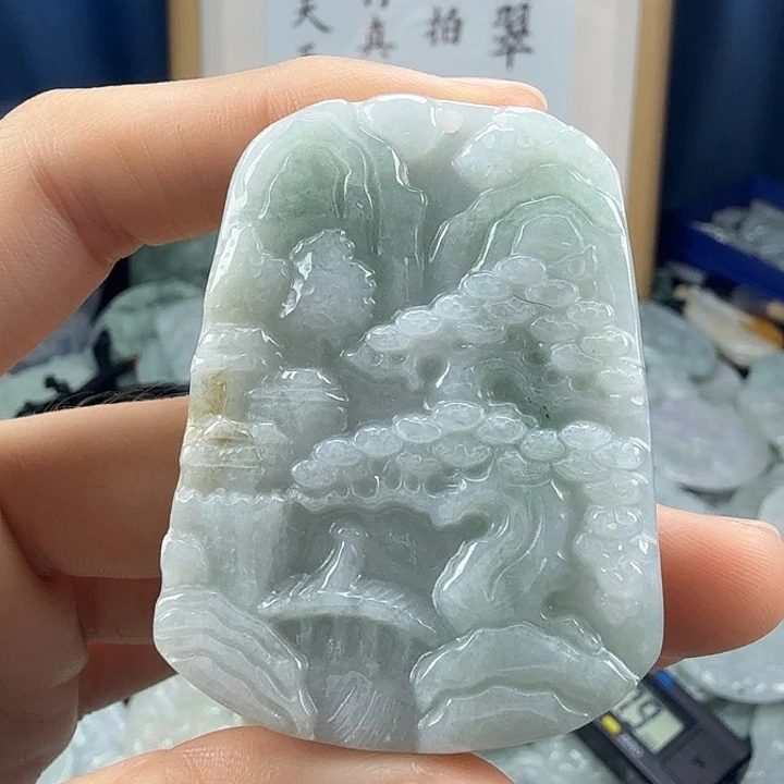 翡翠未镶嵌颈饰翡翠