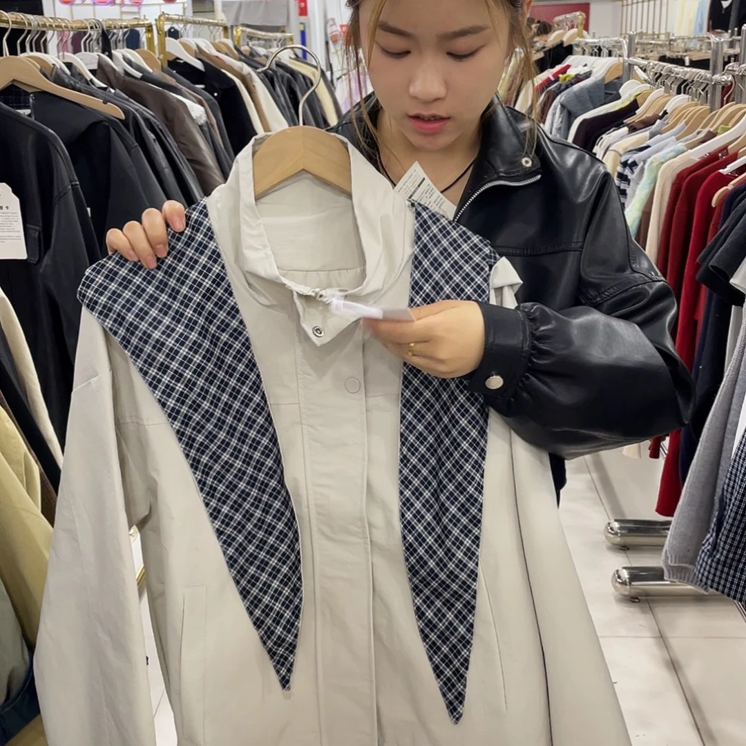 女士春秋款休闲衣服