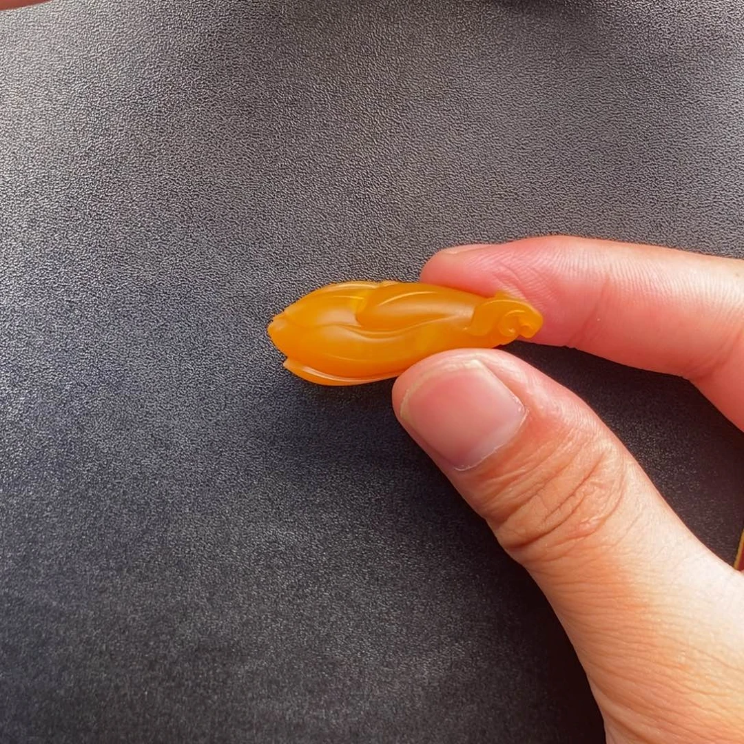 迷***头颈饰未镶嵌石英质玉