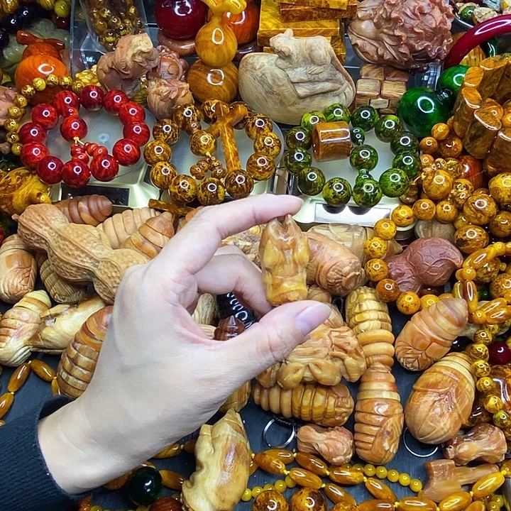 松木琥珀木文玩手串