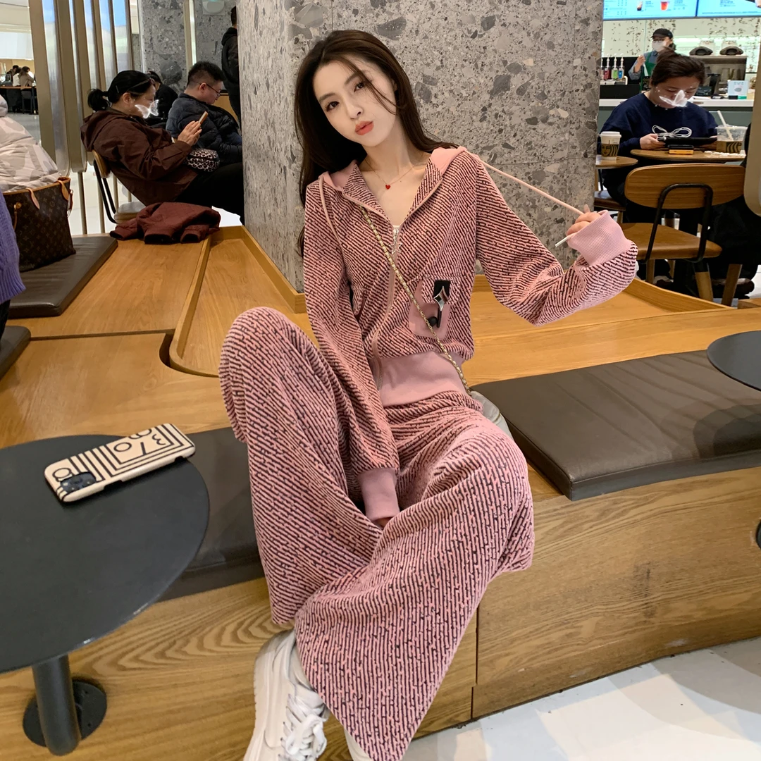 网红洋气炸街女装时尚洋气减龄显瘦运动休闲卫衣阔腿裤两件套春秋