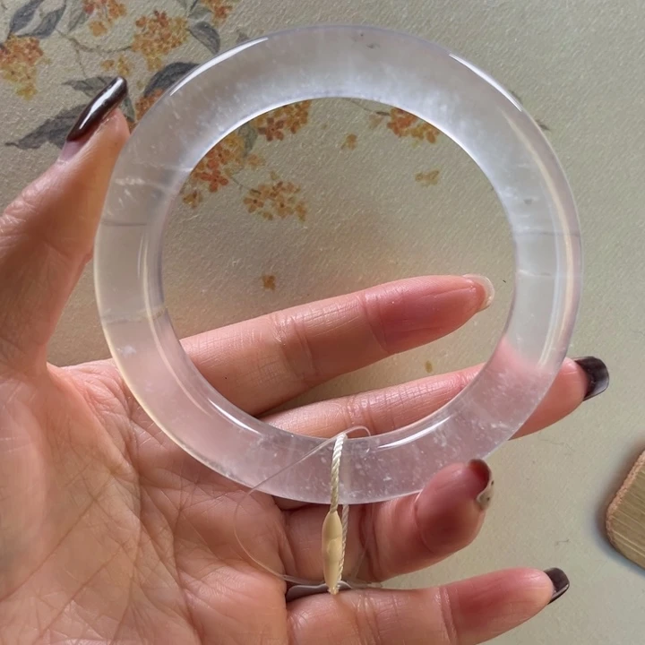 石英质玉未镶嵌手镯60.4