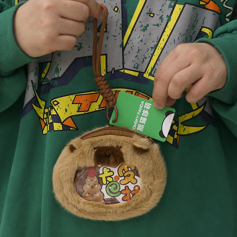 正版卡皮巴拉零钱包卡包挂件毛绒玩具玩偶可爱萌水豚耳机包质量好