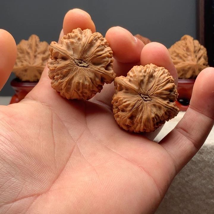 小***汾吊坠文玩核桃38尺御龙粗筋
