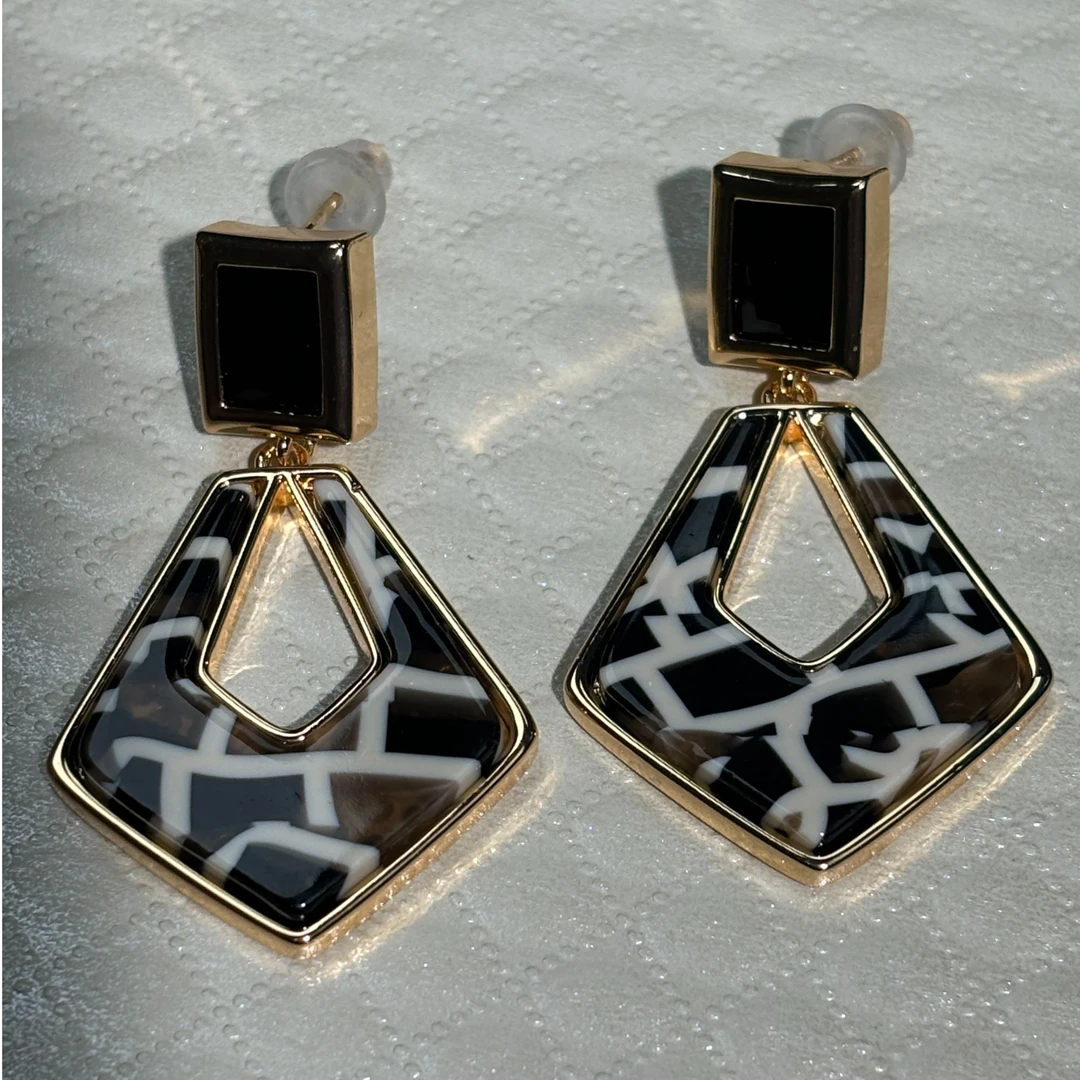 铜合金耳饰 欧美复古百搭秋冬新款几何豹纹耳钉气质时尚个性2157