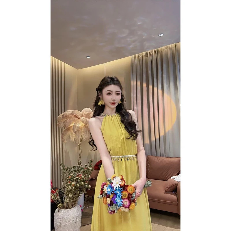 【美美专享】99596纯欲风挂脖设计感无袖连衣裙女