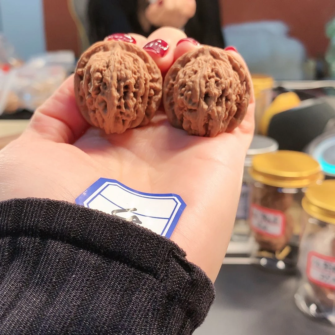 【闪购商品】吊坠文玩核桃mini四座楼 32尺