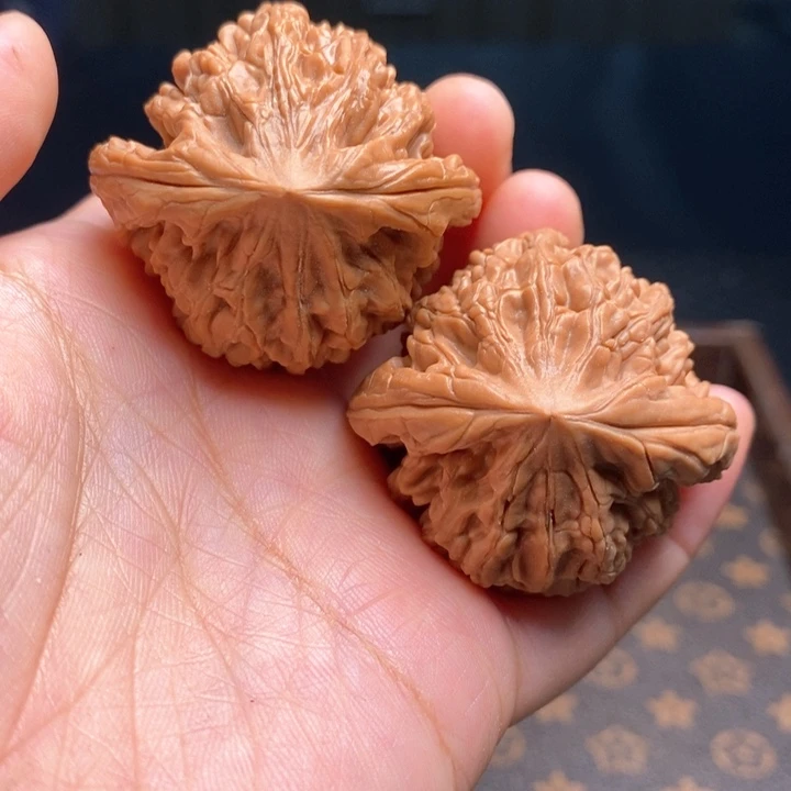 文玩核桃把件虎头王40尺