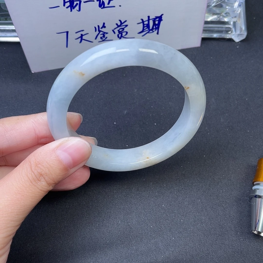 翡翠未镶嵌手镯031