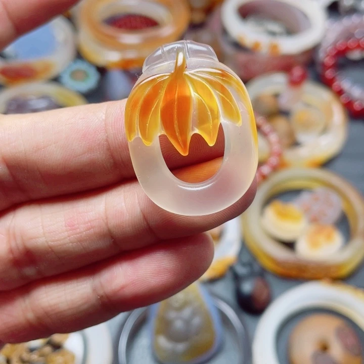 未镶嵌颈饰玛瑙/玉髓