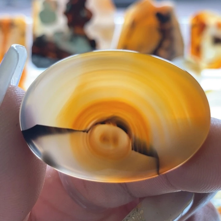 玛瑙/玉髓颈饰未镶嵌