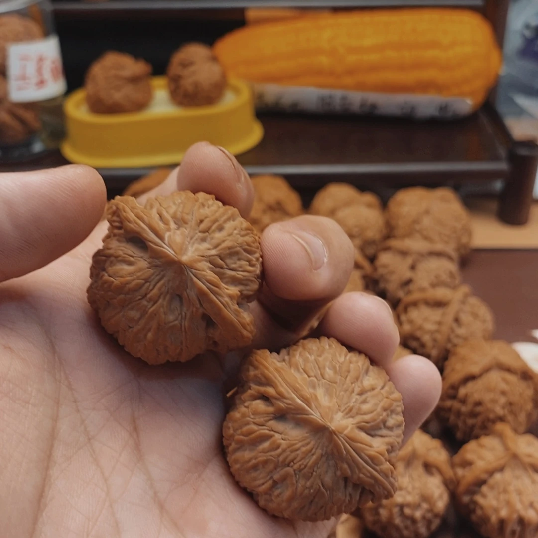 文玩核桃把件39尺寸全品泥鳅背