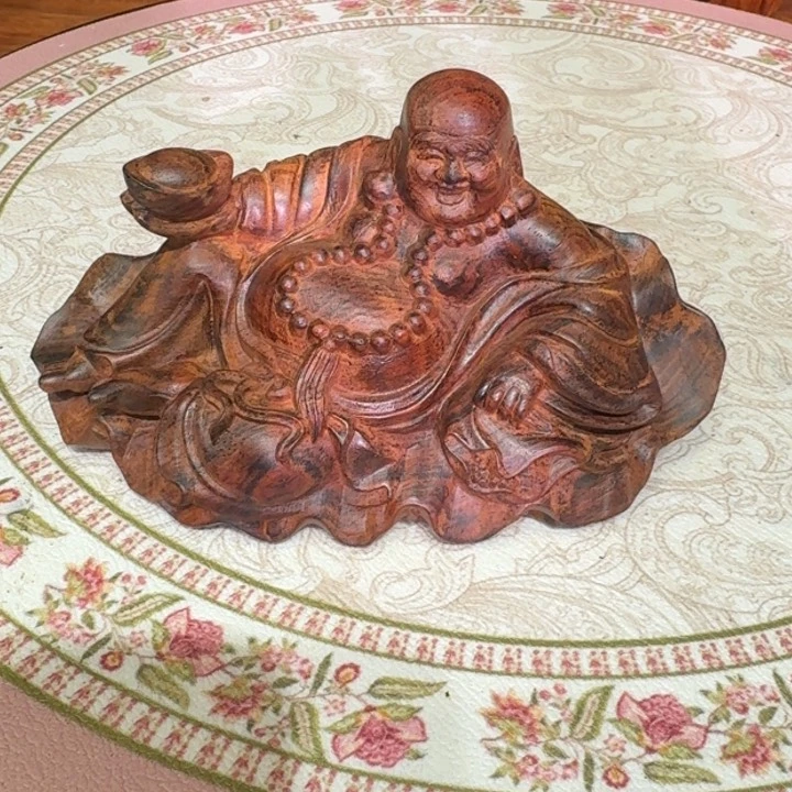 交趾黄檀（大红酸枝）酸枝荷叶佛