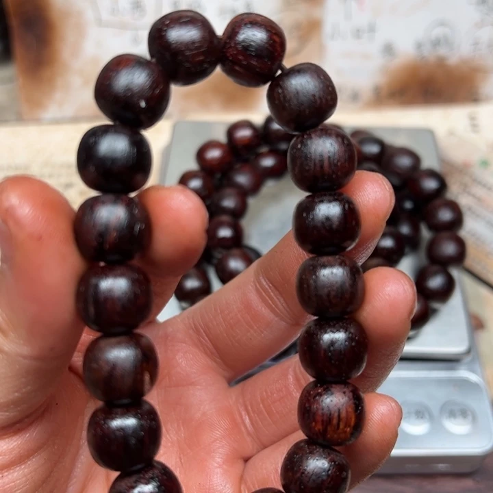 藤类降真香12老型红黑油结晶