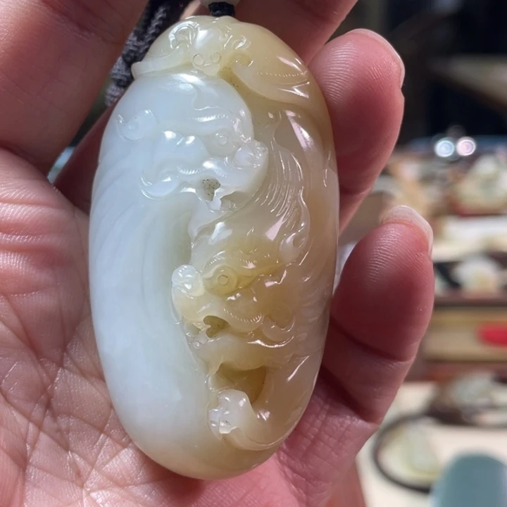 颈饰未镶嵌和田玉