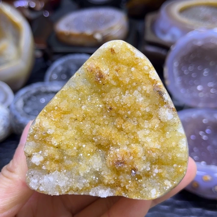 水晶珠宝半成品未镶嵌黄金花