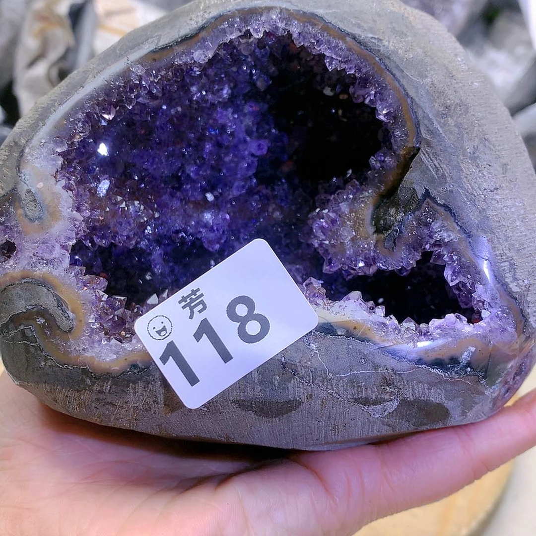 紫晶大型摆件（非配饰）未镶嵌