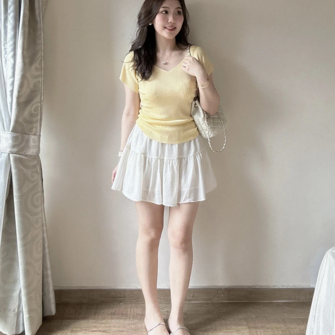 巨好看的夏日套装小个子百搭针织上衣百褶蛋糕短裙收腰气质两件套